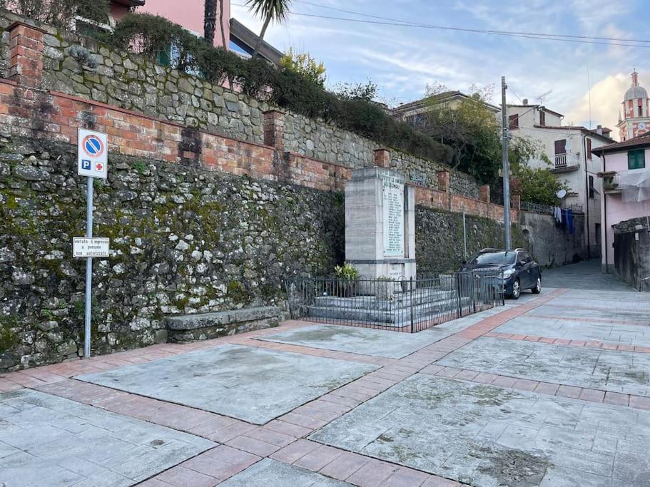 فيلا Valeriano Lunenseفي Tra Alpi Apuane E Cinque Terre.. Casetta Renata! المظهر الخارجي الصورة